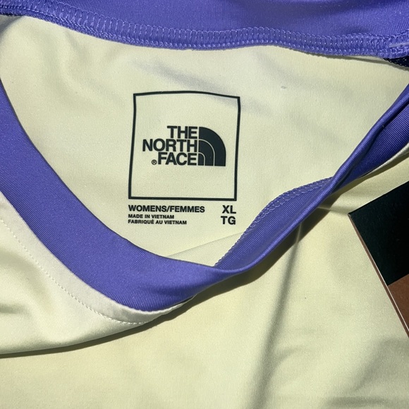 North Face Yellow top - Picture 2 of 3